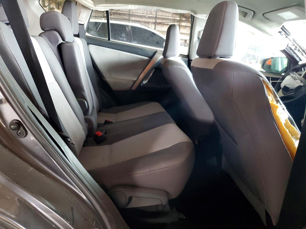 2015 TOYOTA RAV4 LE photo 19