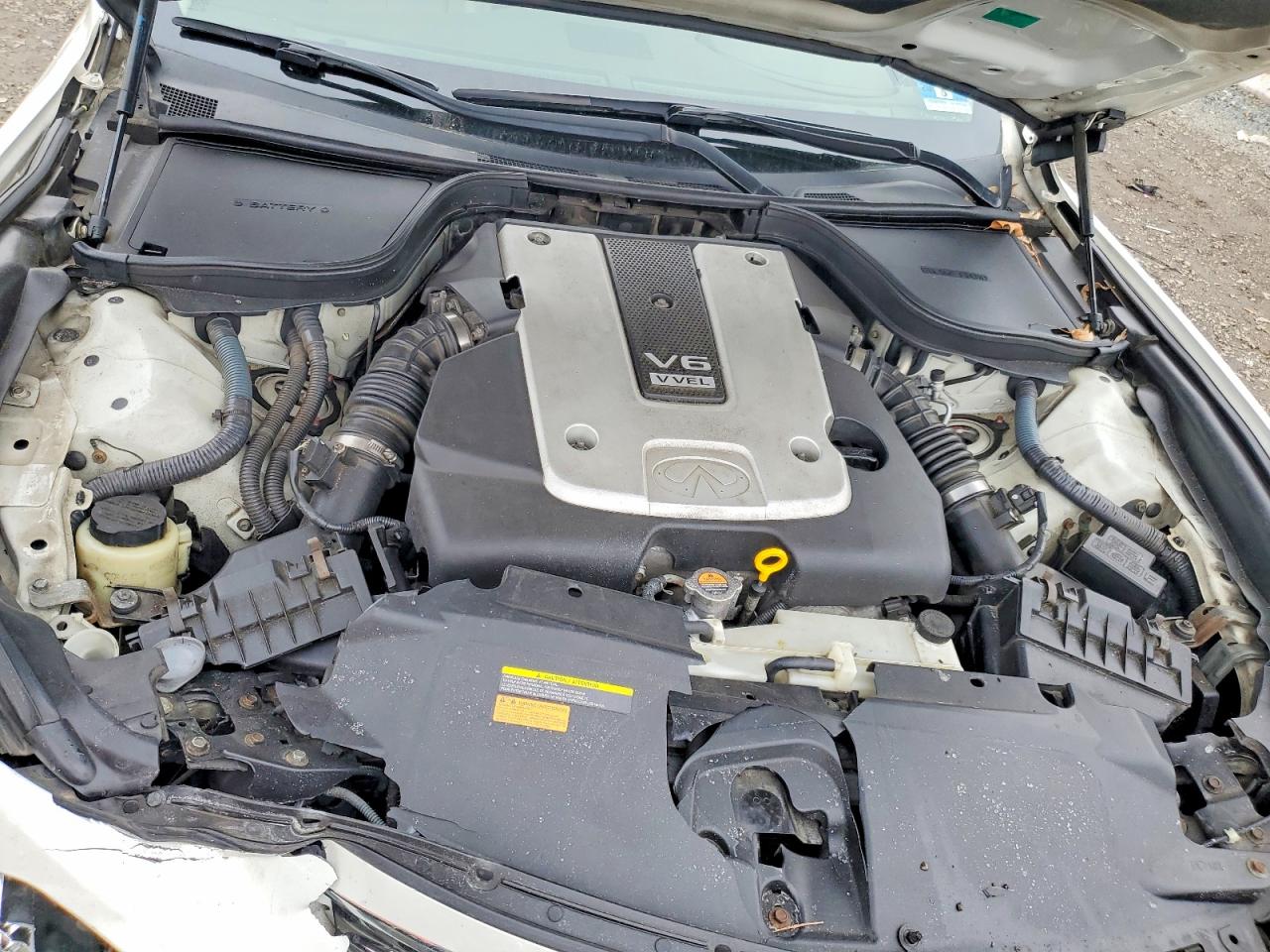 2012 INFINITI G37 photo 11