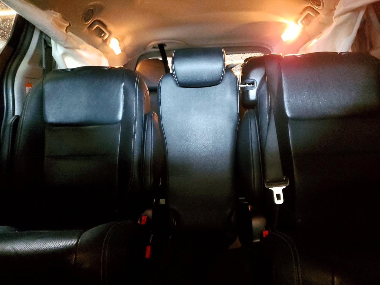 2020 TOYOTA SIENNA SE photo 10