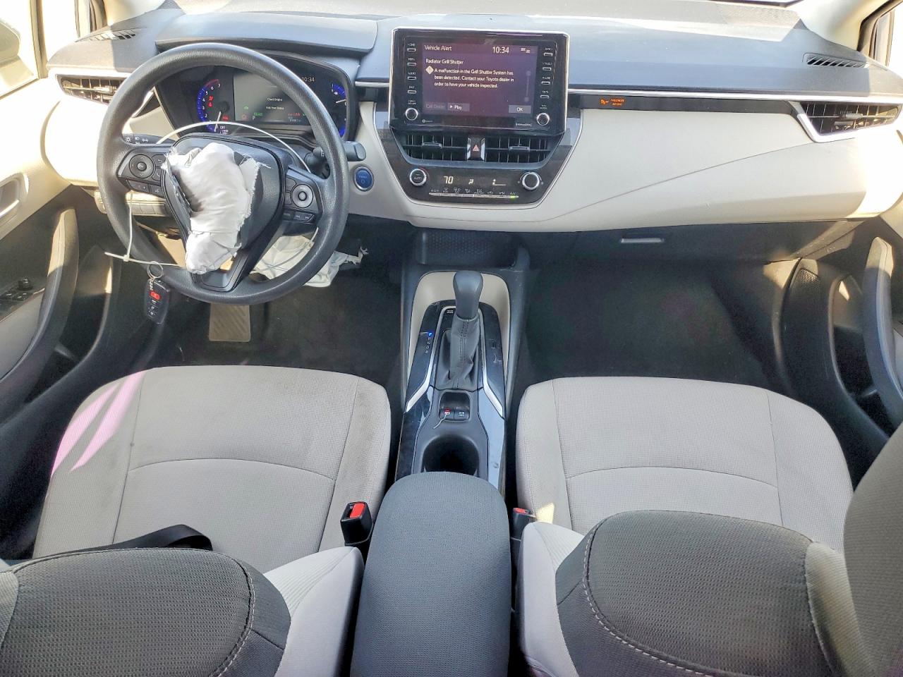 2021 TOYOTA COROLLA LE photo 8