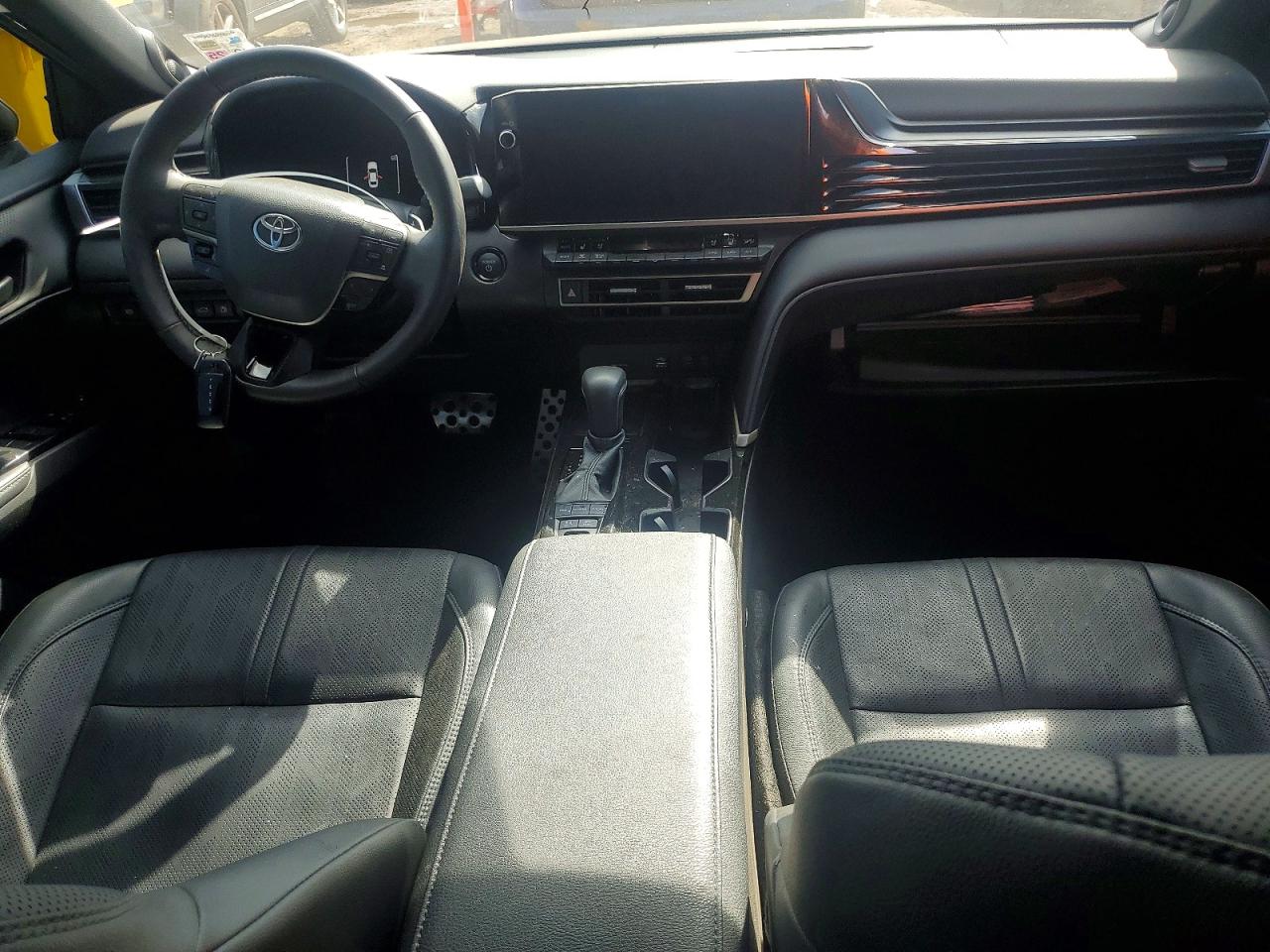 2025 TOYOTA CAMRY XSE photo 15