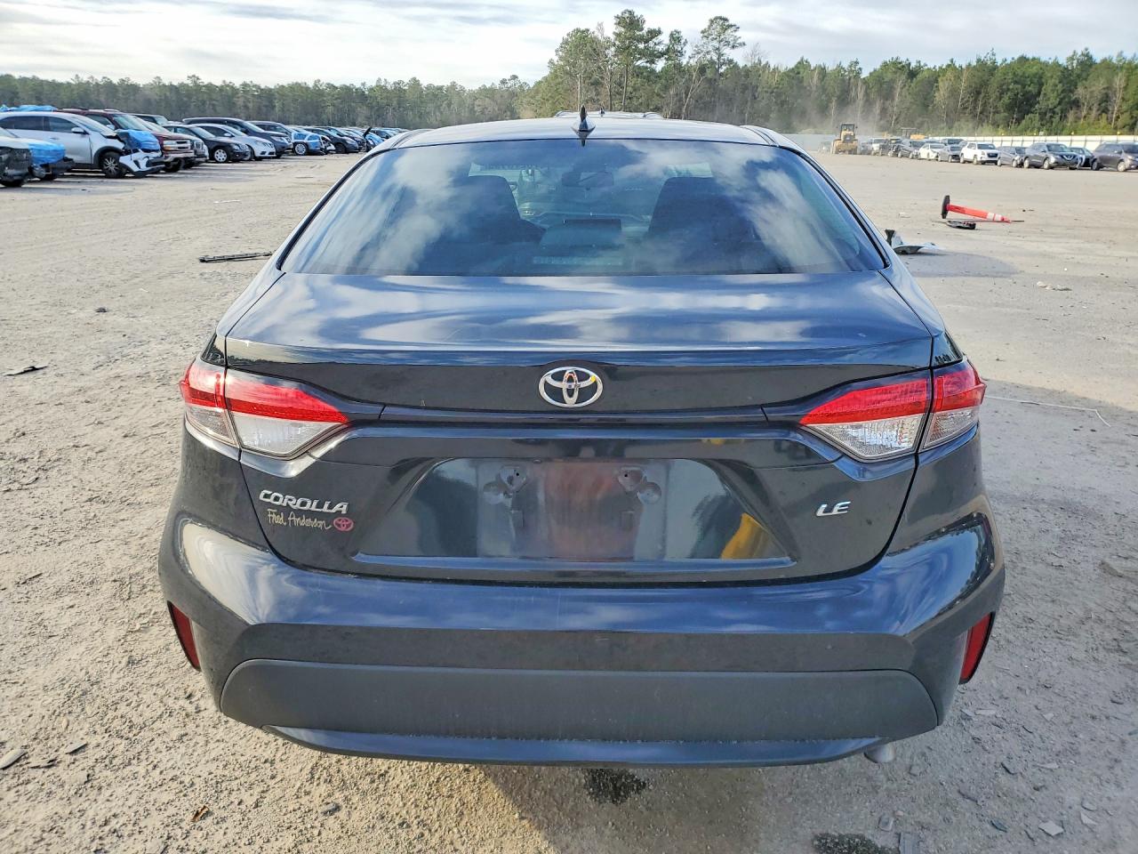 2020 TOYOTA COROLLA LE photo 16