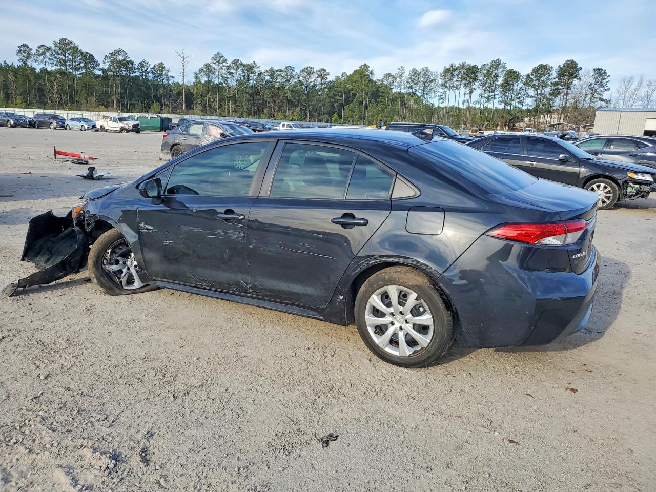 2020 TOYOTA COROLLA LE photo 4