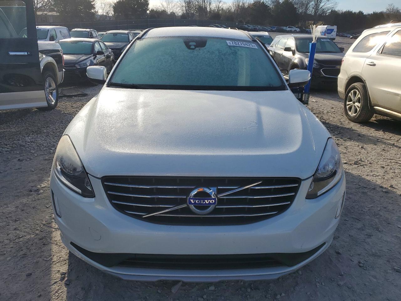 2017 VOLVO XC60 T5 photo 13