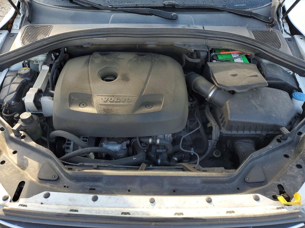 2017 VOLVO XC60 T5 photo 34