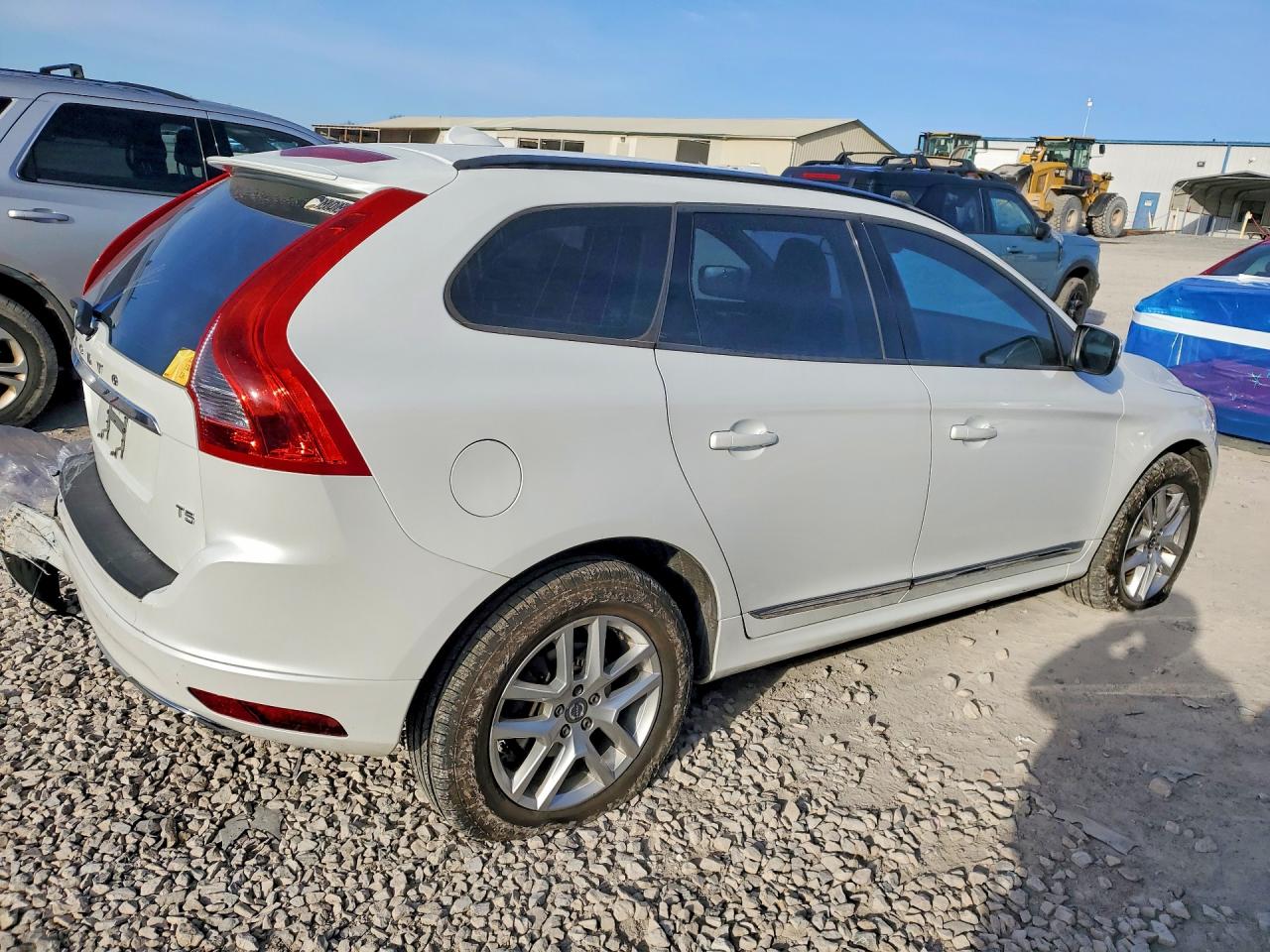 2017 VOLVO XC60 T5 photo 7