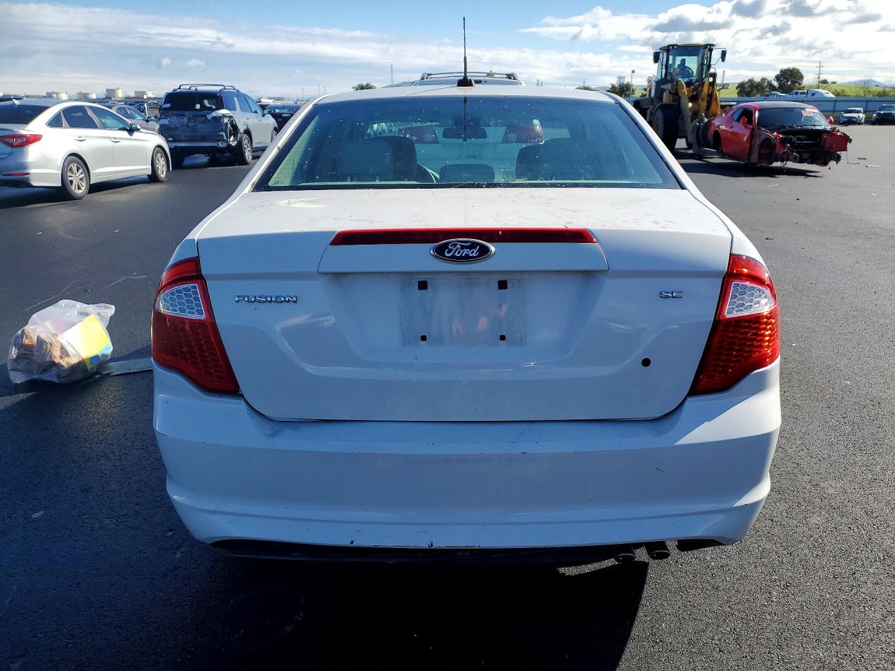 2012 FORD FUSION SE photo 16
