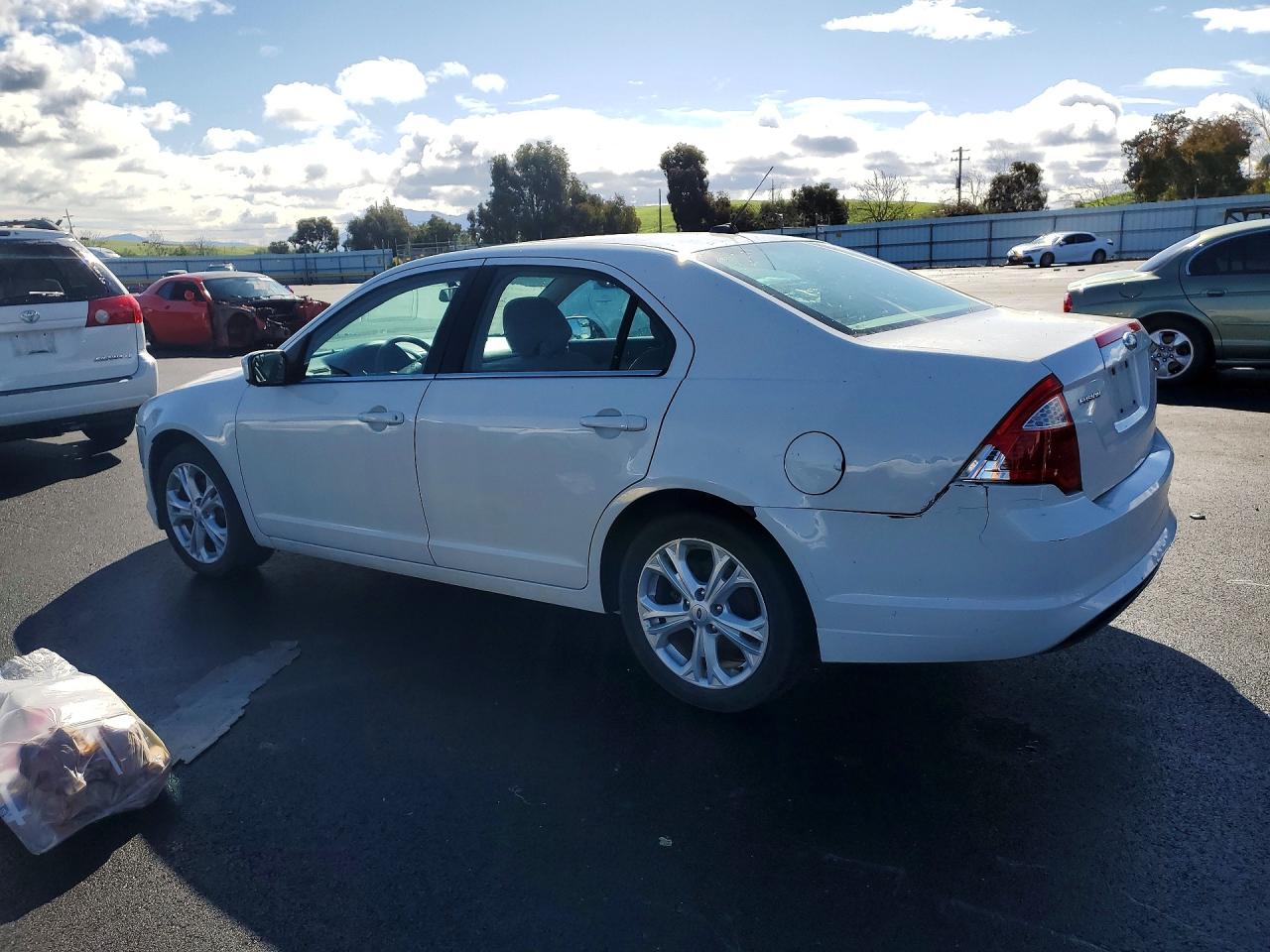 2012 FORD FUSION SE photo 4
