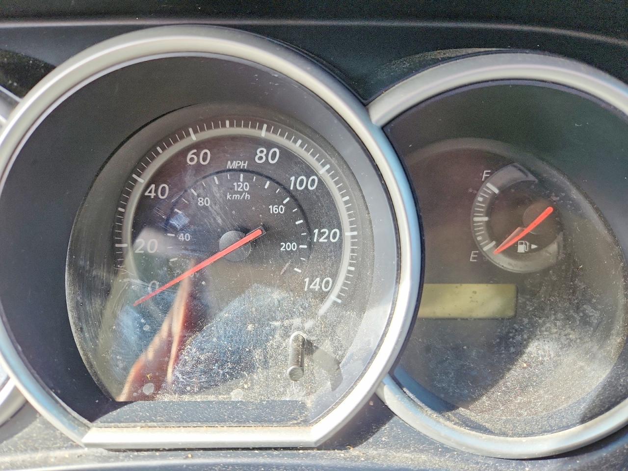 2011 NISS VERSA S photo 9