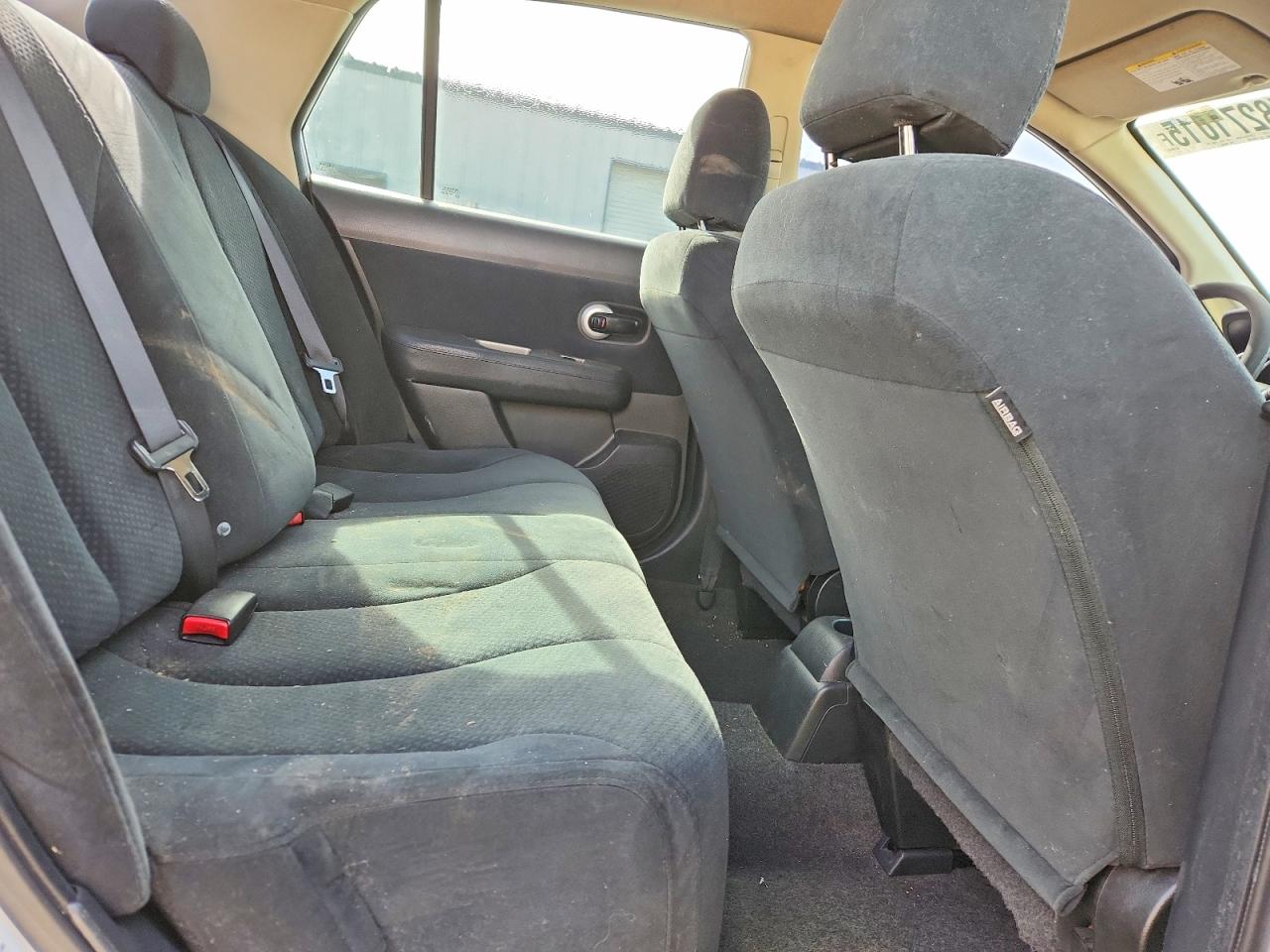 2011 NISS VERSA S photo 10