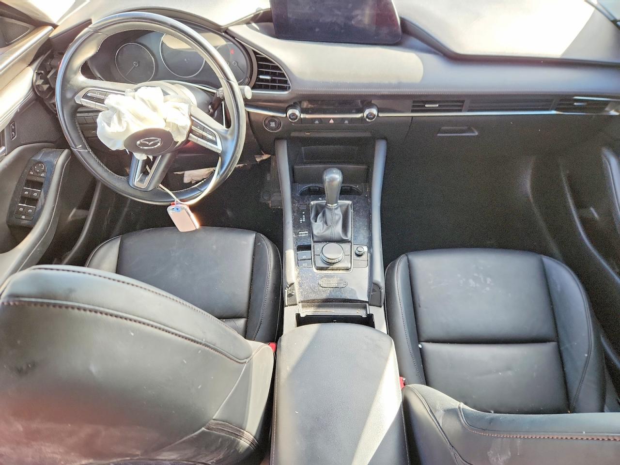 2019 MAZDA 3 PREFERRED PLUS photo 8