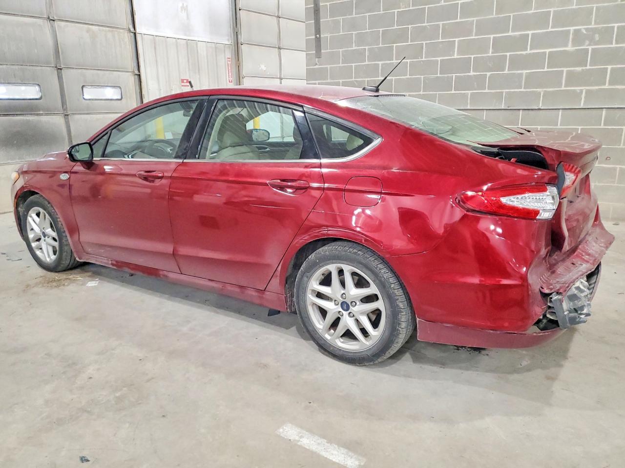 2016 FORD FUSION SE photo 2