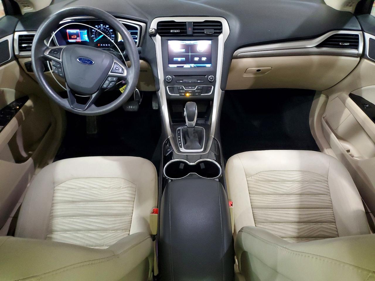 2016 FORD FUSION SE photo 8