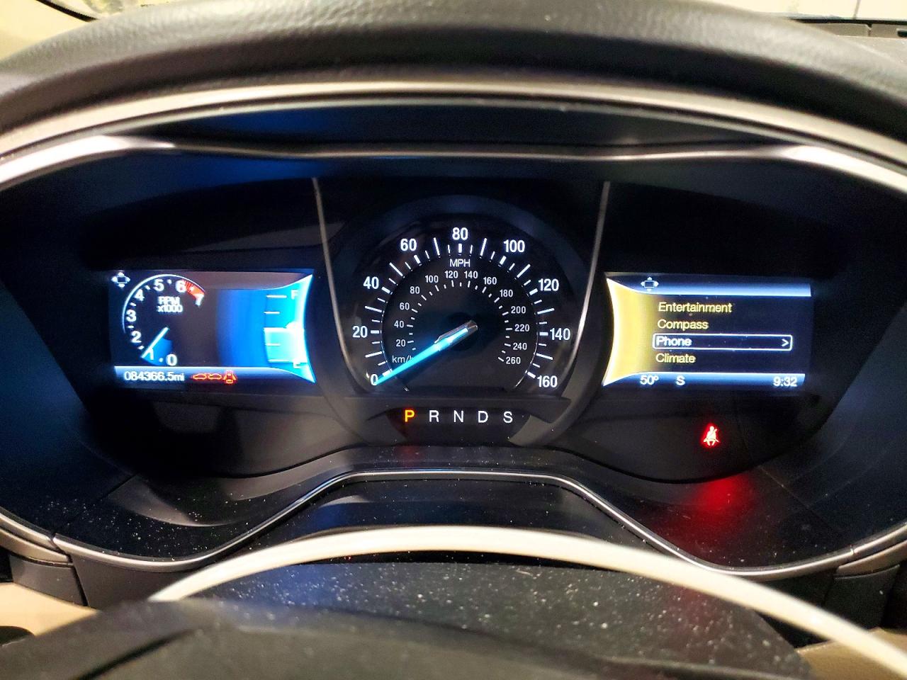 2016 FORD FUSION SE photo 9