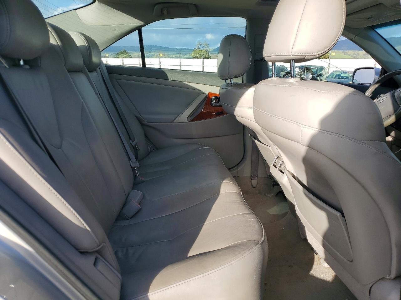 2009 TOYOTA CAMRY SE photo 10