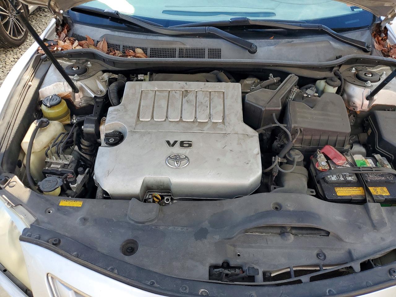 2009 TOYOTA CAMRY SE photo 11