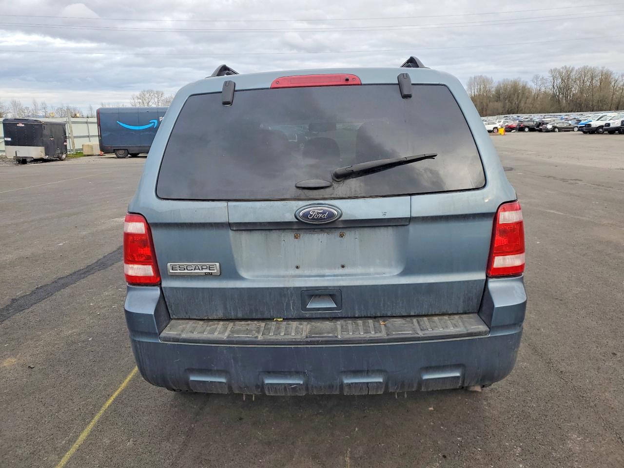 2011 FORD ESCAPE XLT photo 6