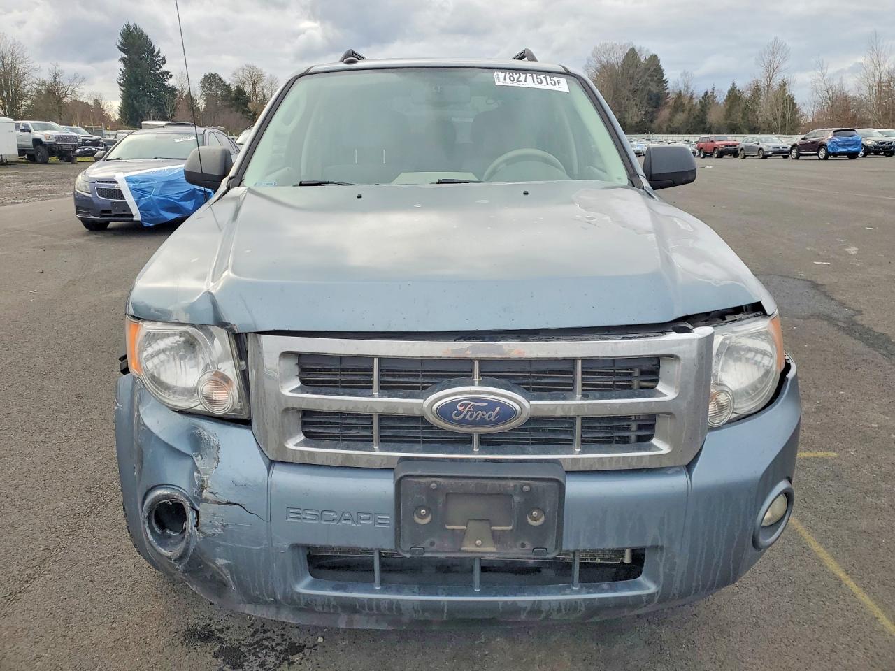2011 FORD ESCAPE XLT photo 5