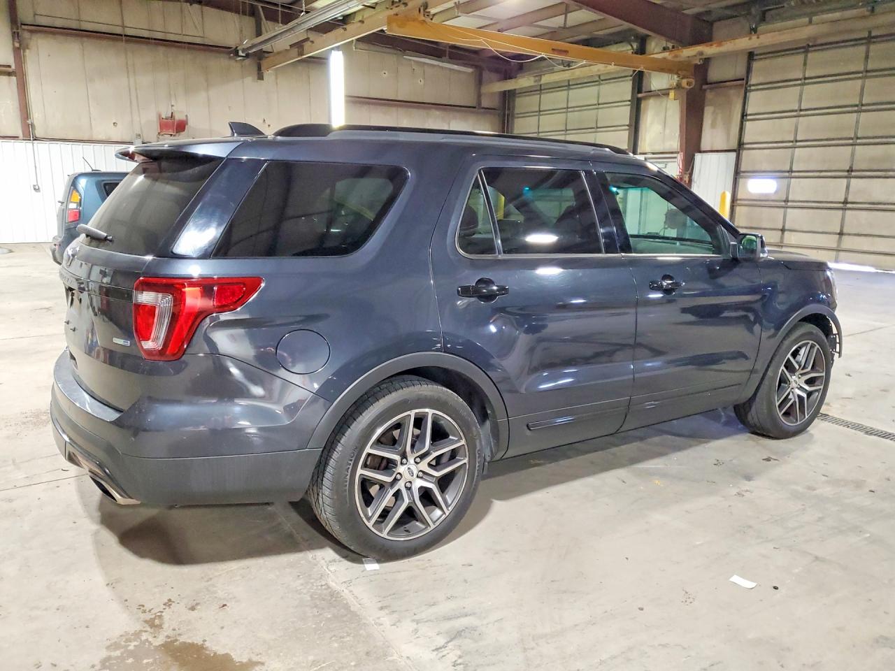 2017 FORD EXPLORER SPORT photo 3