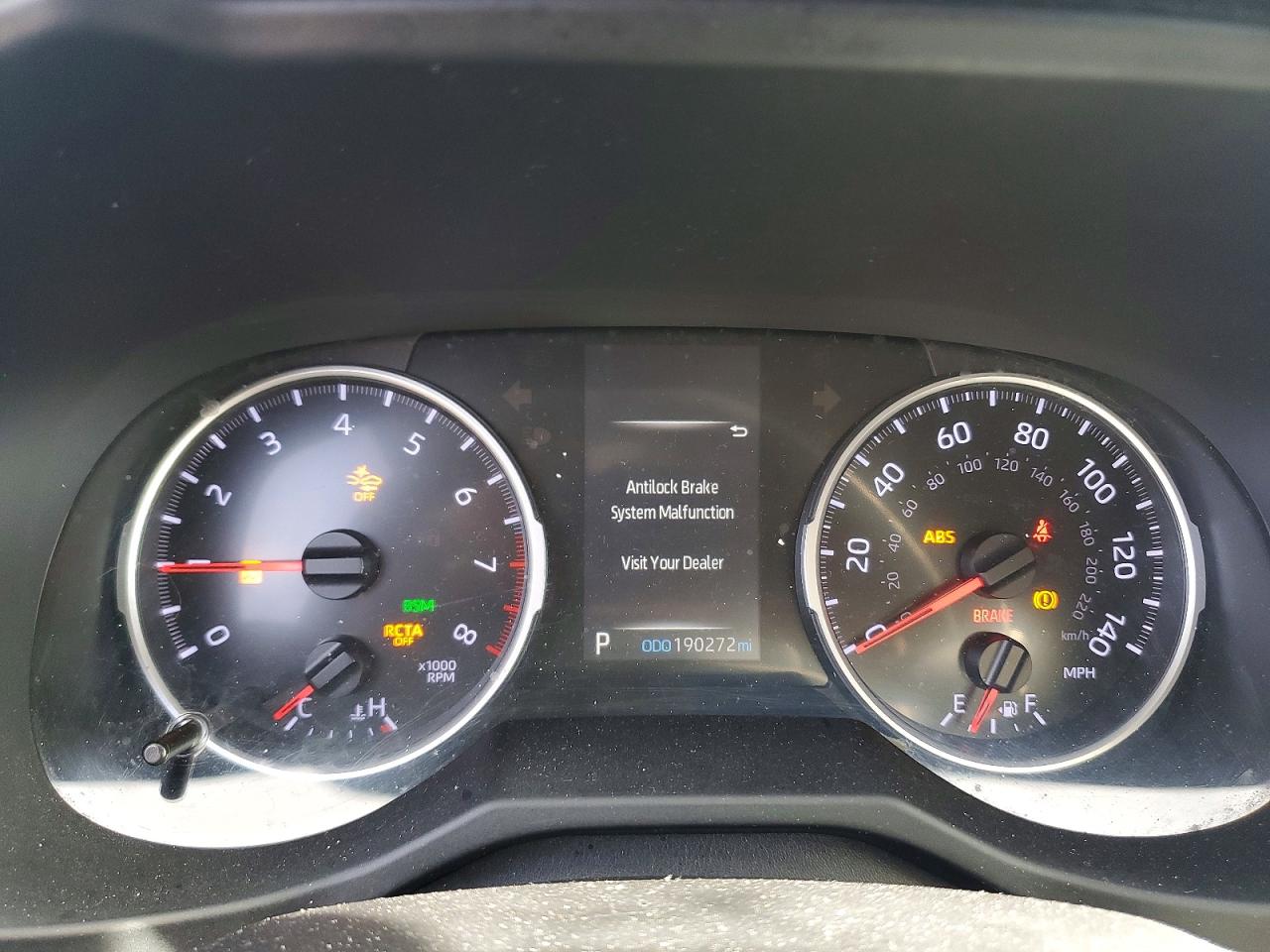 2021 TOYOTA RAV4 LE photo 25