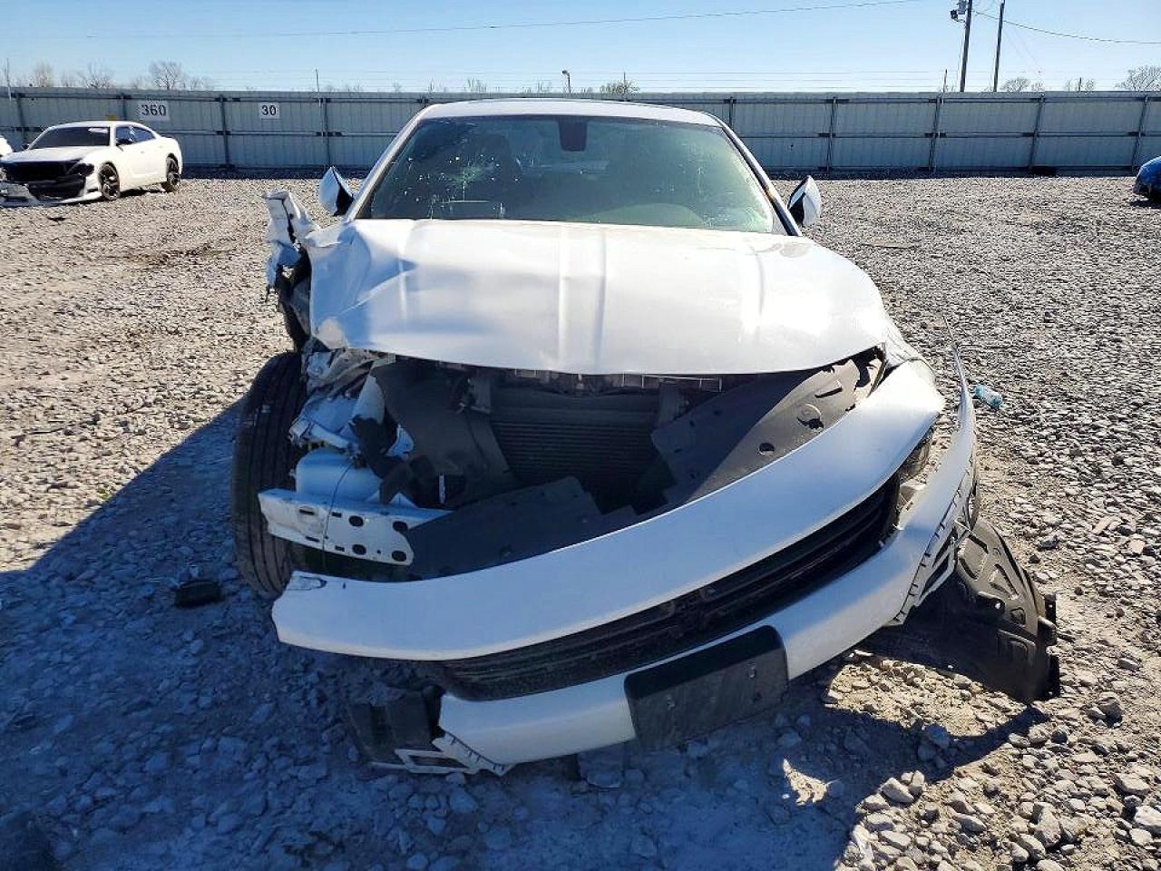 2020 DODGE CHARGER SXT photo 9
