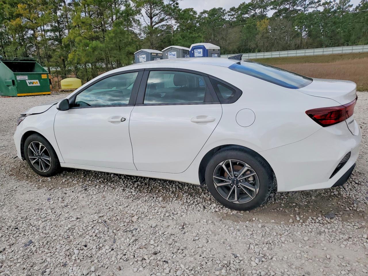 2024 KIA FORTE LXS photo 4