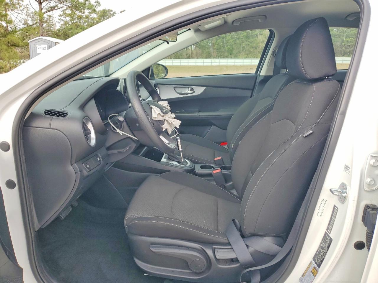 2024 KIA FORTE LXS photo 19