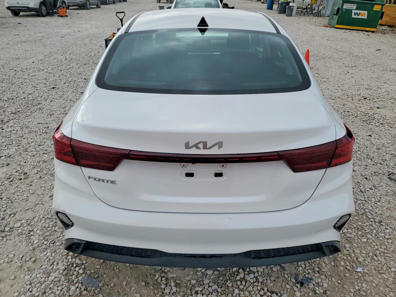 2024 KIA FORTE LXS photo 16
