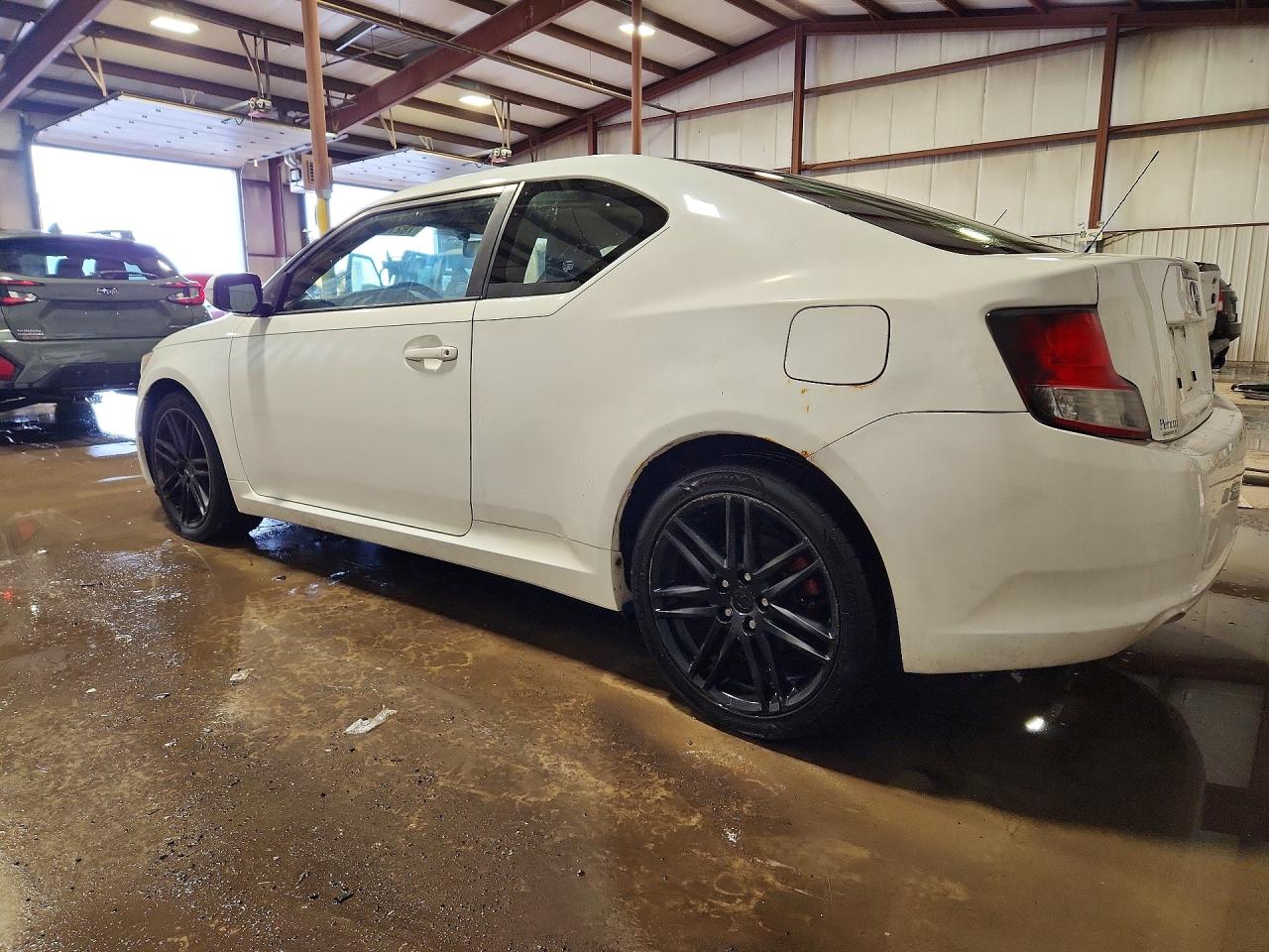 2013 TOYOTA SCION photo 2