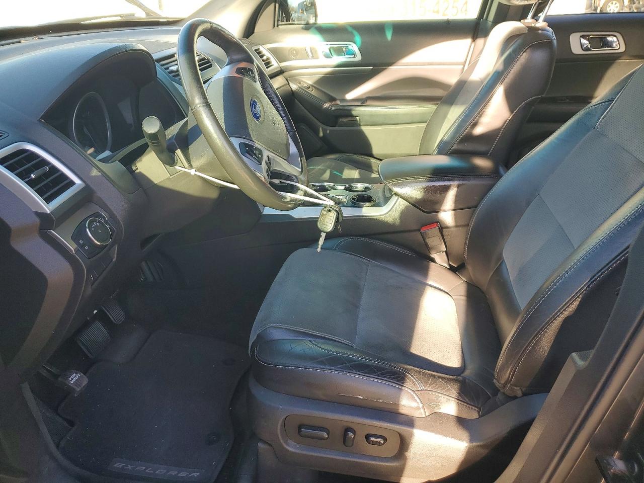 2015 FORD EXPLORER photo 13