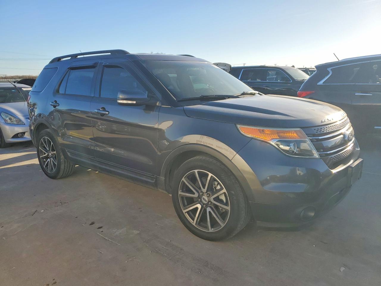 2015 FORD EXPLORER photo 7