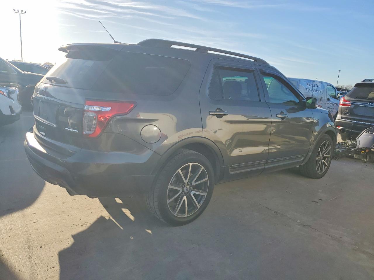2015 FORD EXPLORER photo 5