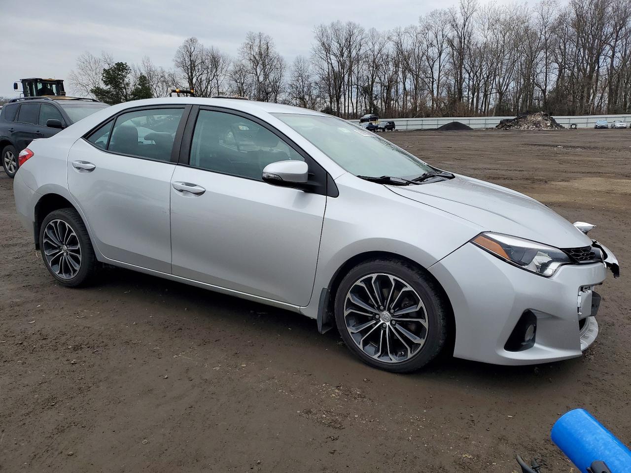 2016 TOYOTA COROLLA L photo 4
