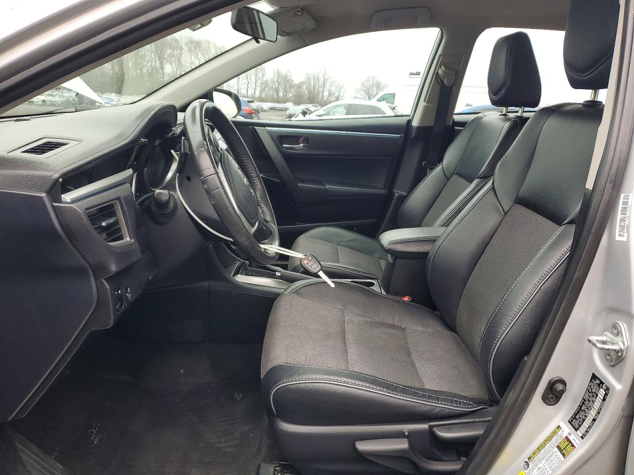 2016 TOYOTA COROLLA L photo 7