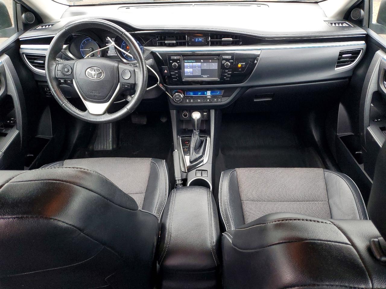 2016 TOYOTA COROLLA L photo 8