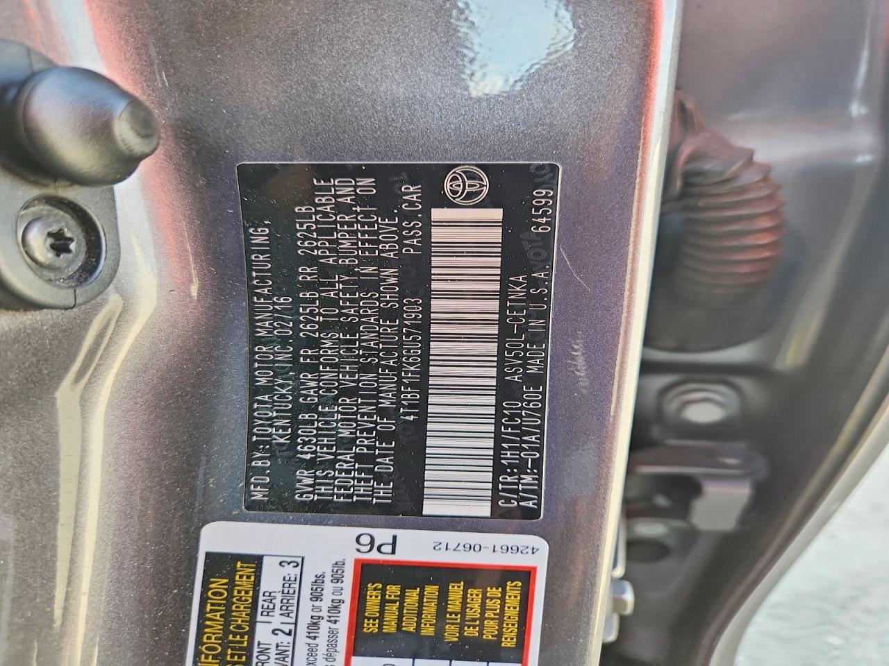 2016 TOYOTA CAMRY LE photo 23