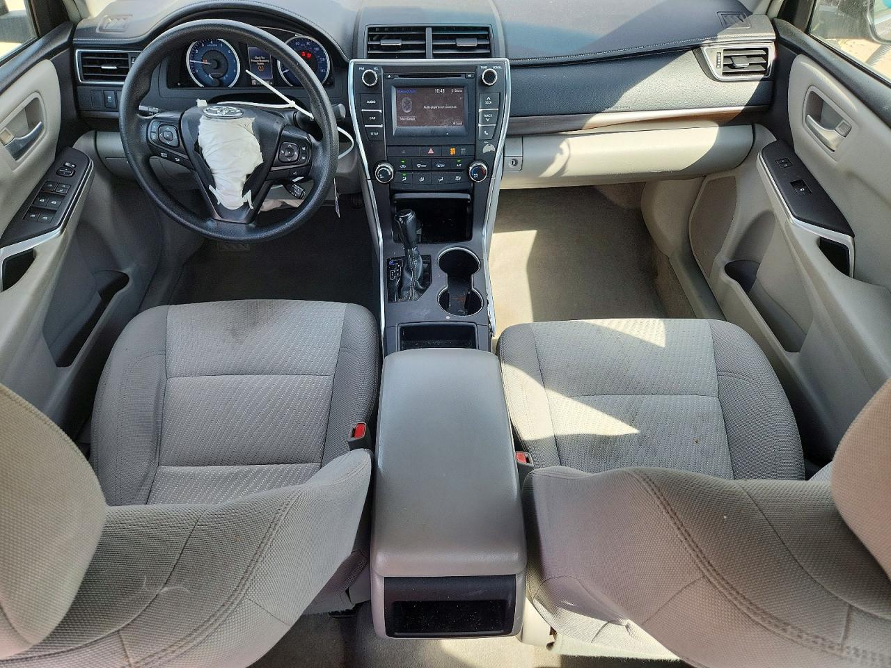 2016 TOYOTA CAMRY LE photo 15