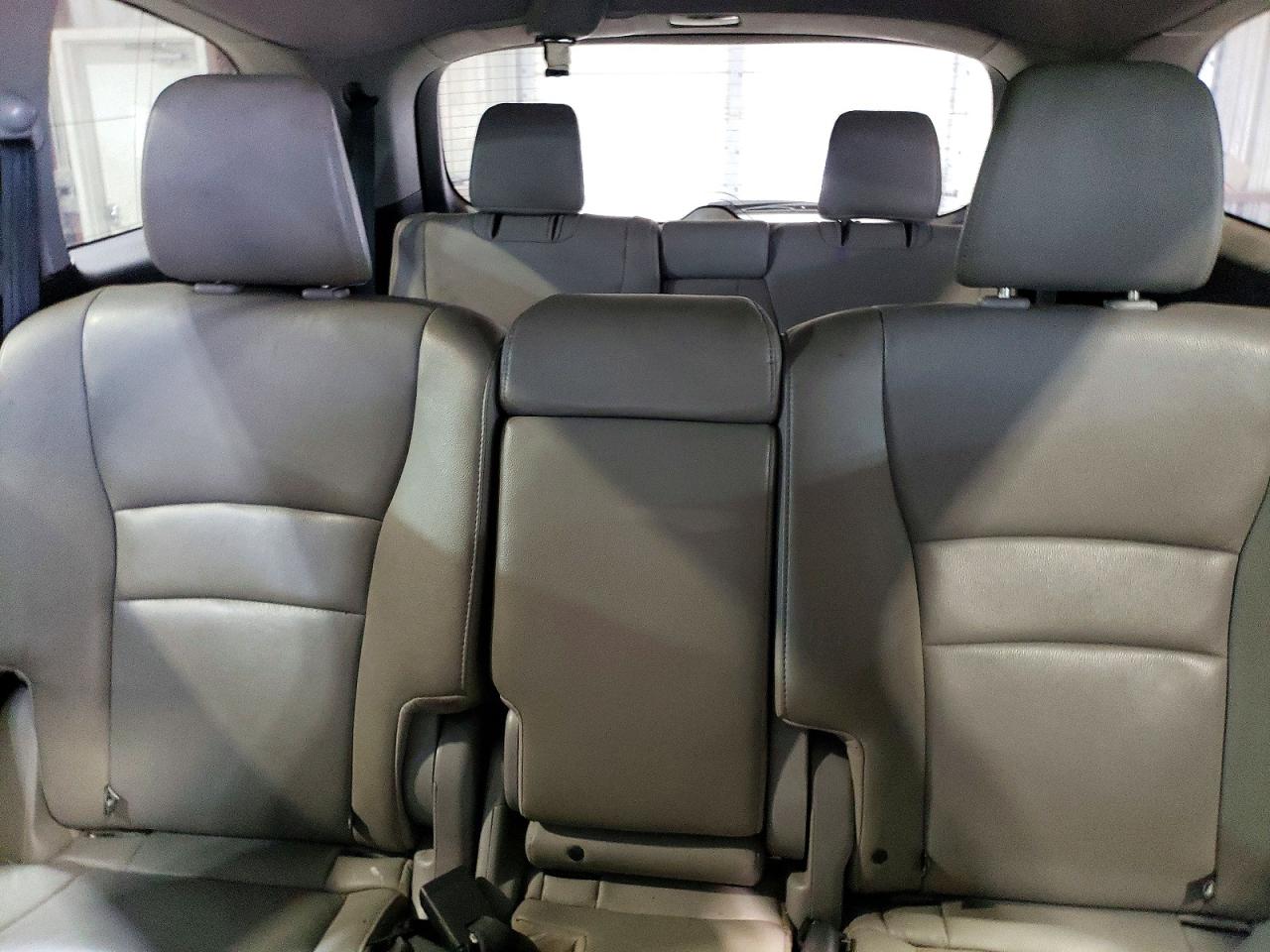 2016 HONDA PILOT EXL photo 19