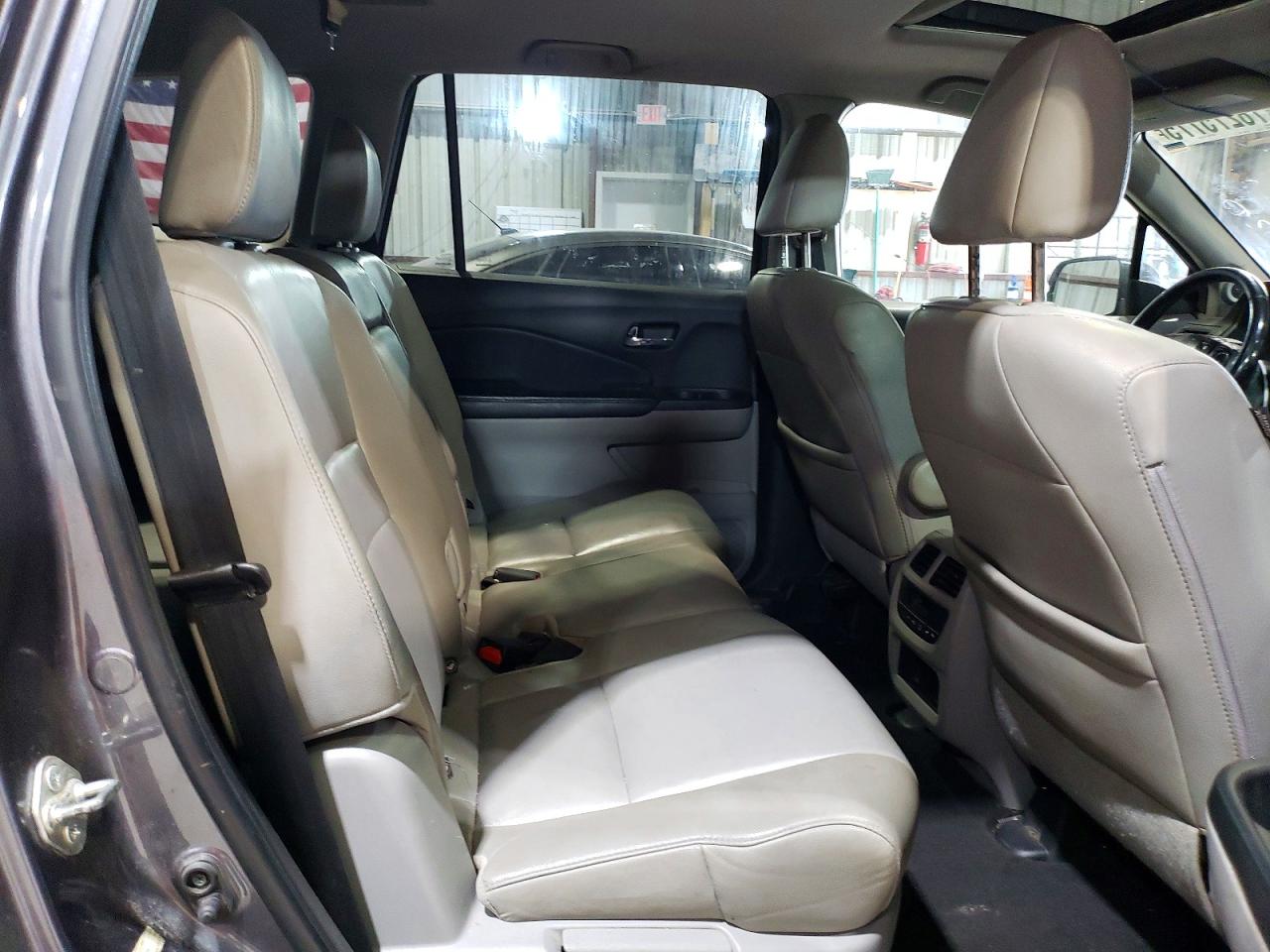 2016 HONDA PILOT EXL photo 21