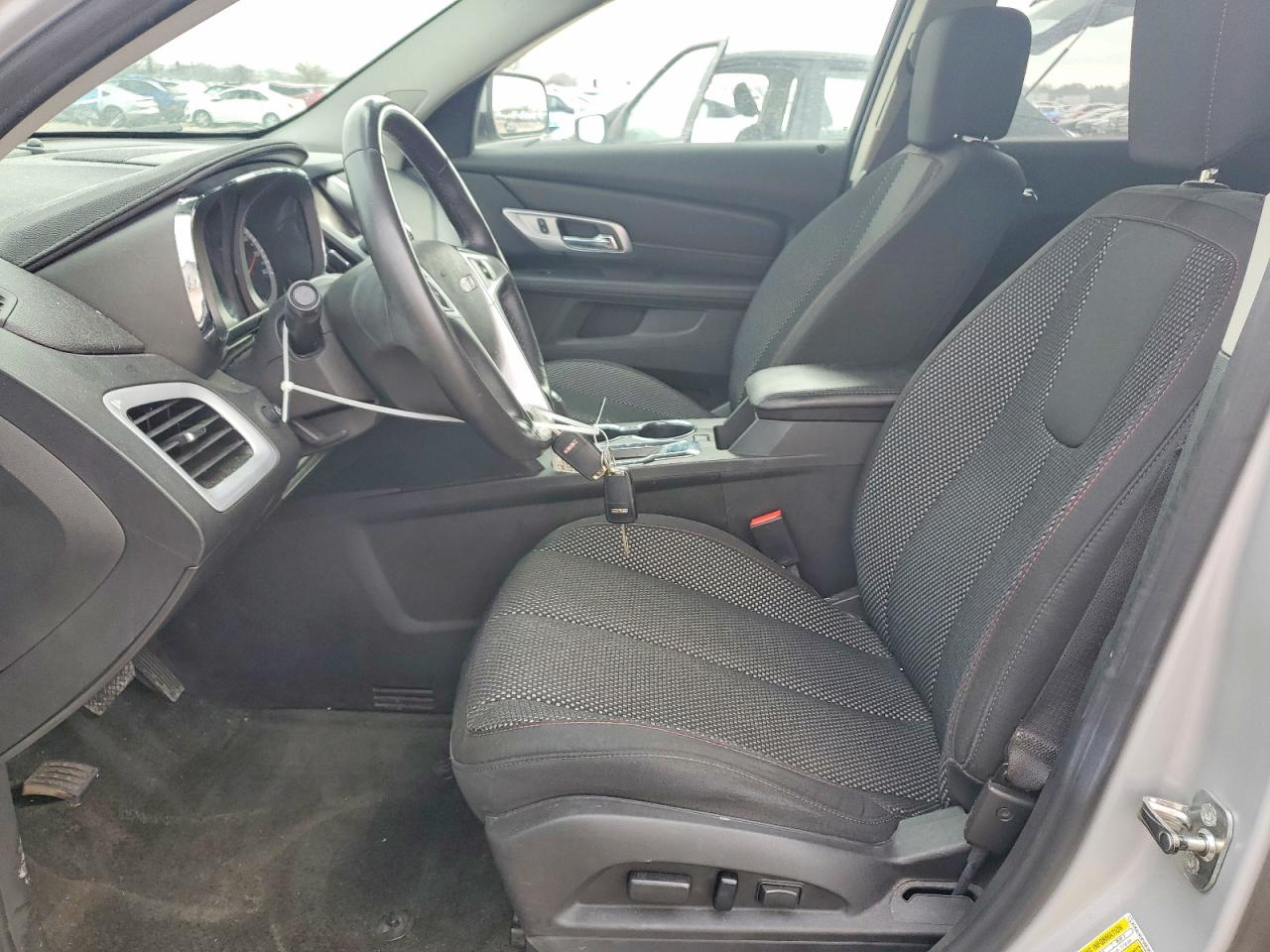 2017 GMC TERRAIN SLE photo 13