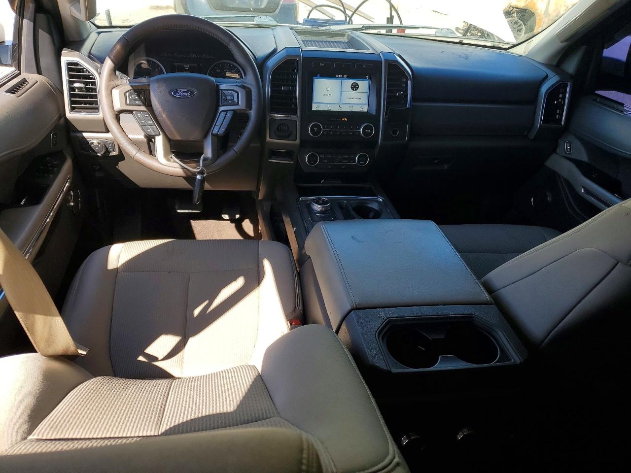 2019 FORD EXPEDITION XLT photo 15