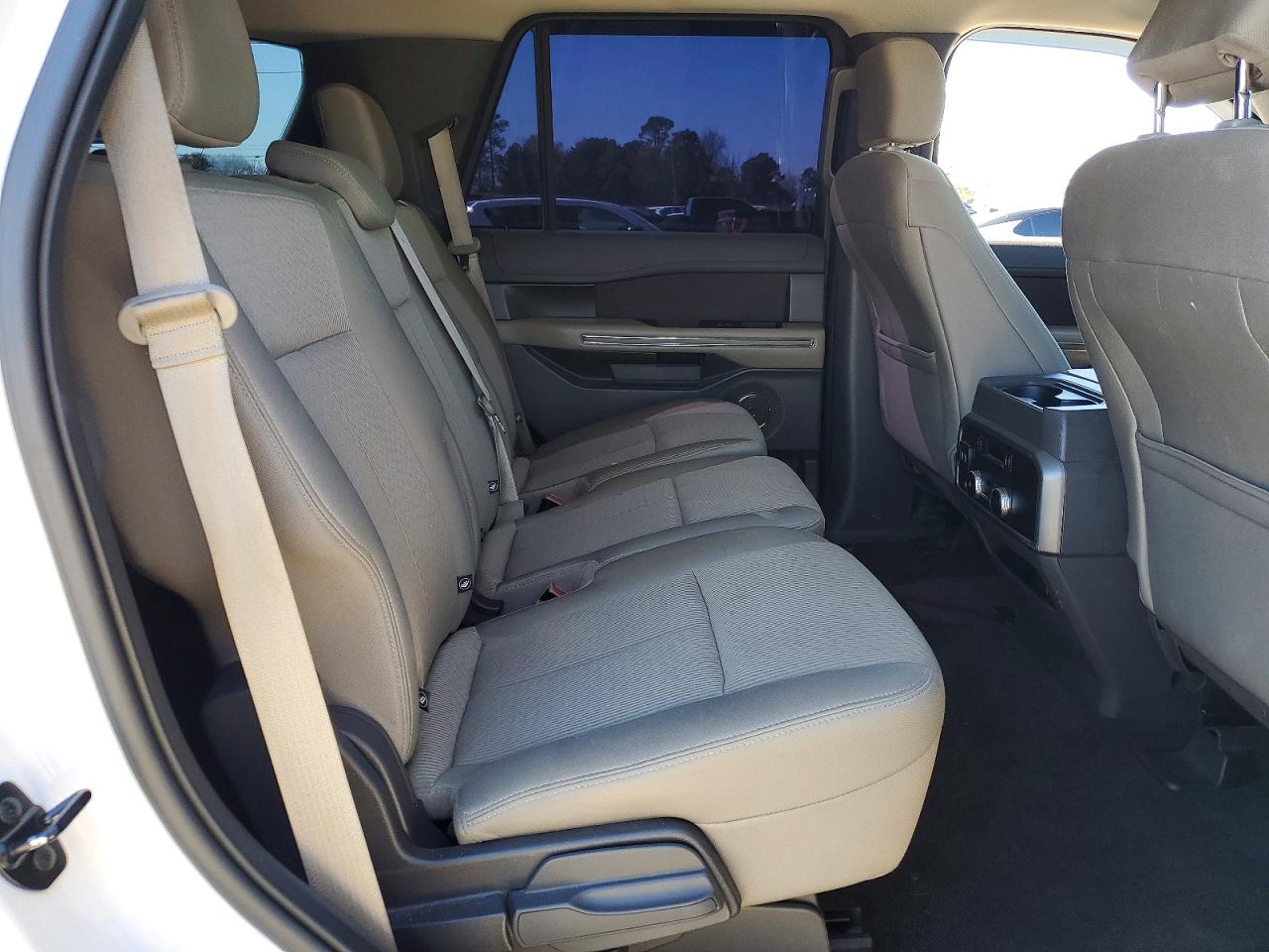 2019 FORD EXPEDITION XLT photo 21