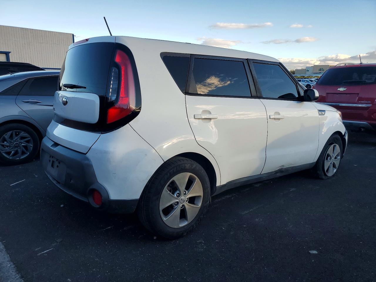 2016 KIA SOUL BASE photo 3
