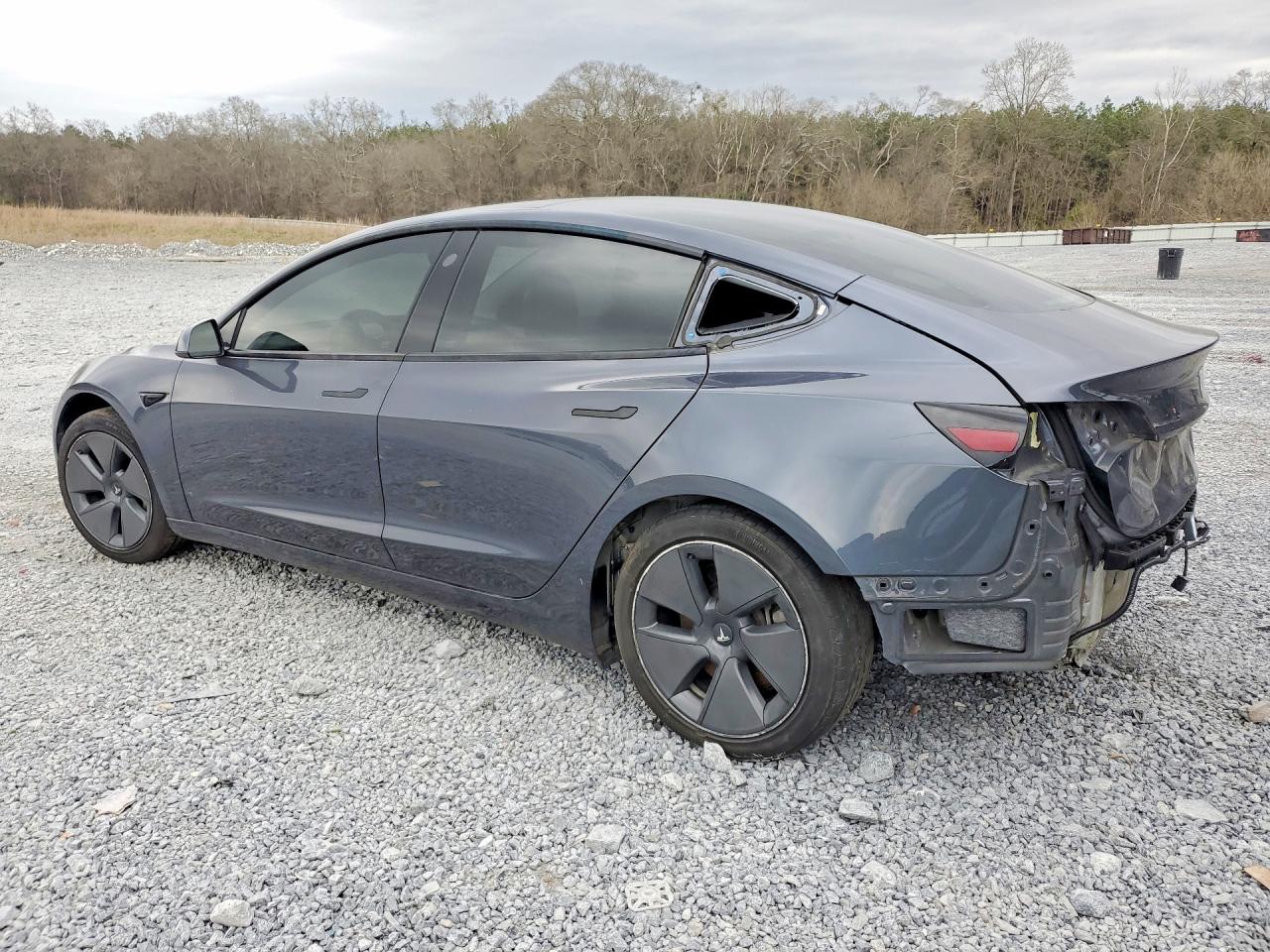 2022 TESLA MODEL 3 photo 4