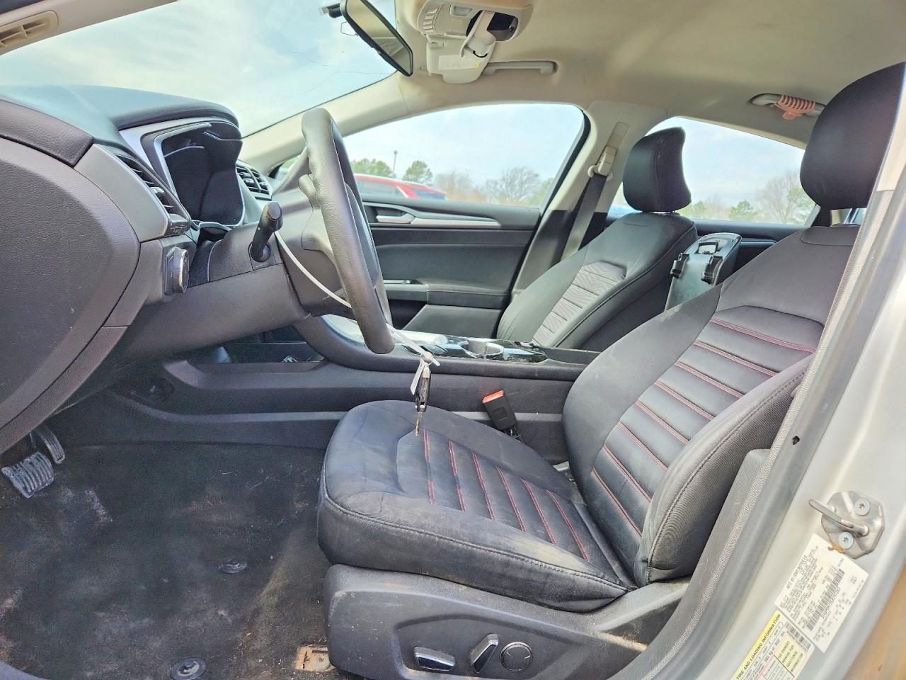 2016 FORD FUSION SE photo 7