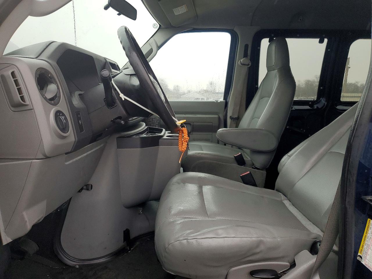 2011 FORD ECONOLINE E350 SUPER DUTY WAGON photo 7
