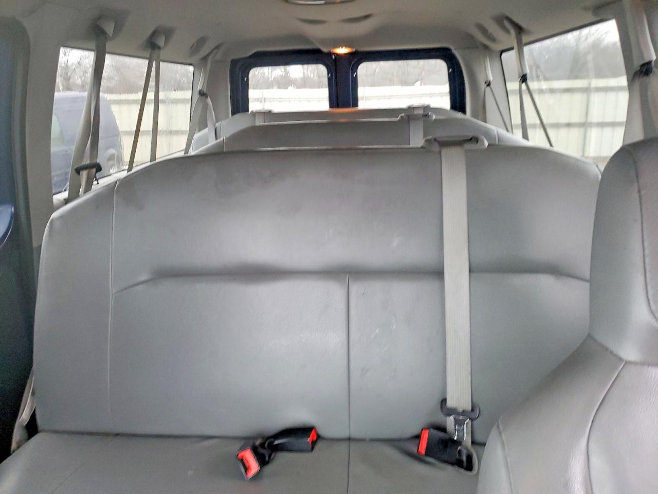 2011 FORD ECONOLINE E350 SUPER DUTY WAGON photo 10