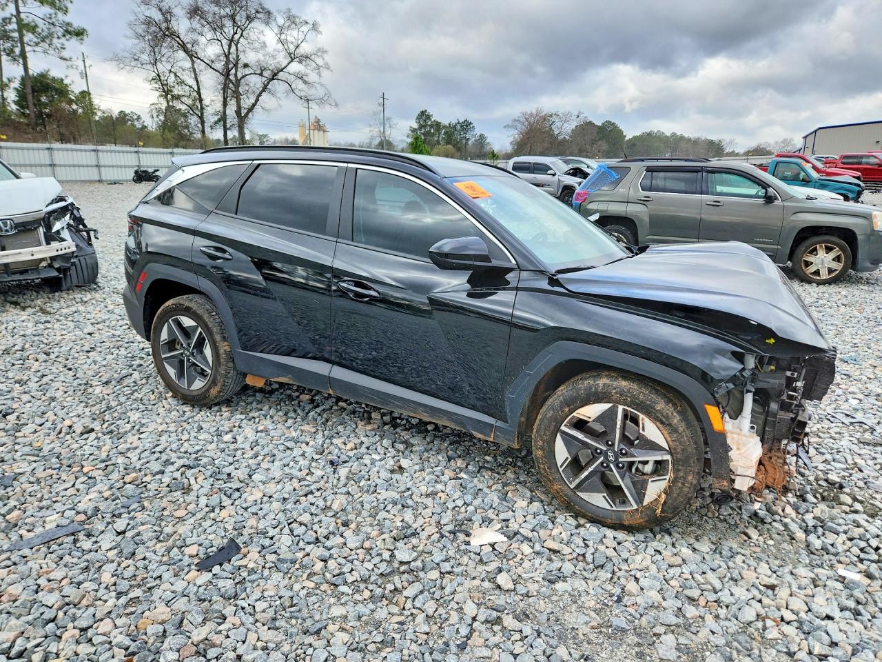 2025 HYUNDAI TUCSON SEL photo 4