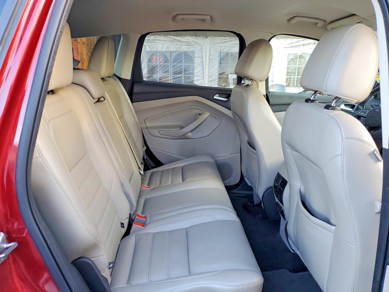 2017 FORD ESCAPE TITANIUM photo 19