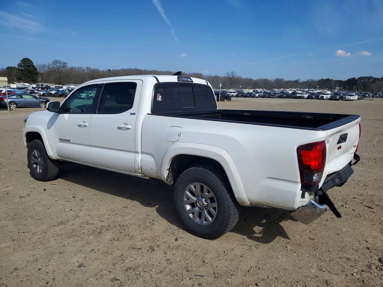 2019 TOYOTA TACOMA DOUBLE CAB photo 4